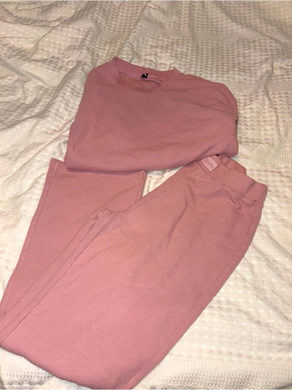 Comfrt Women's Pink Waffle-Knit Lounge Set - Comfortable Pajama Set